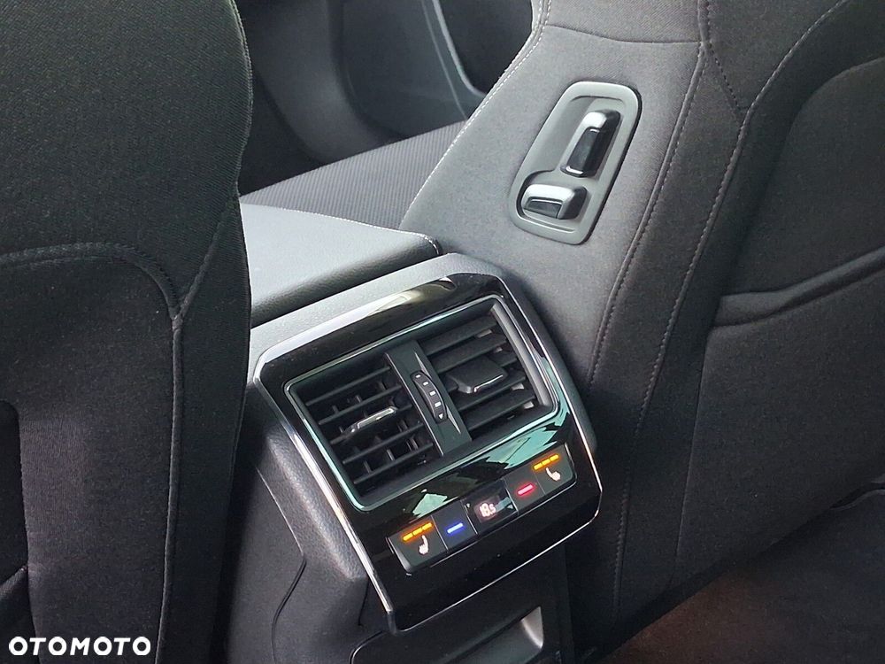 Skoda Superb 2.0 TSI Style DSG - 26