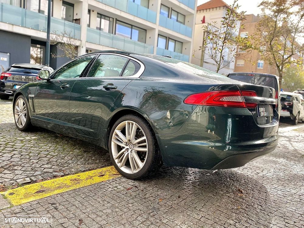Jaguar XF 2.2 D Premium Luxury - 6