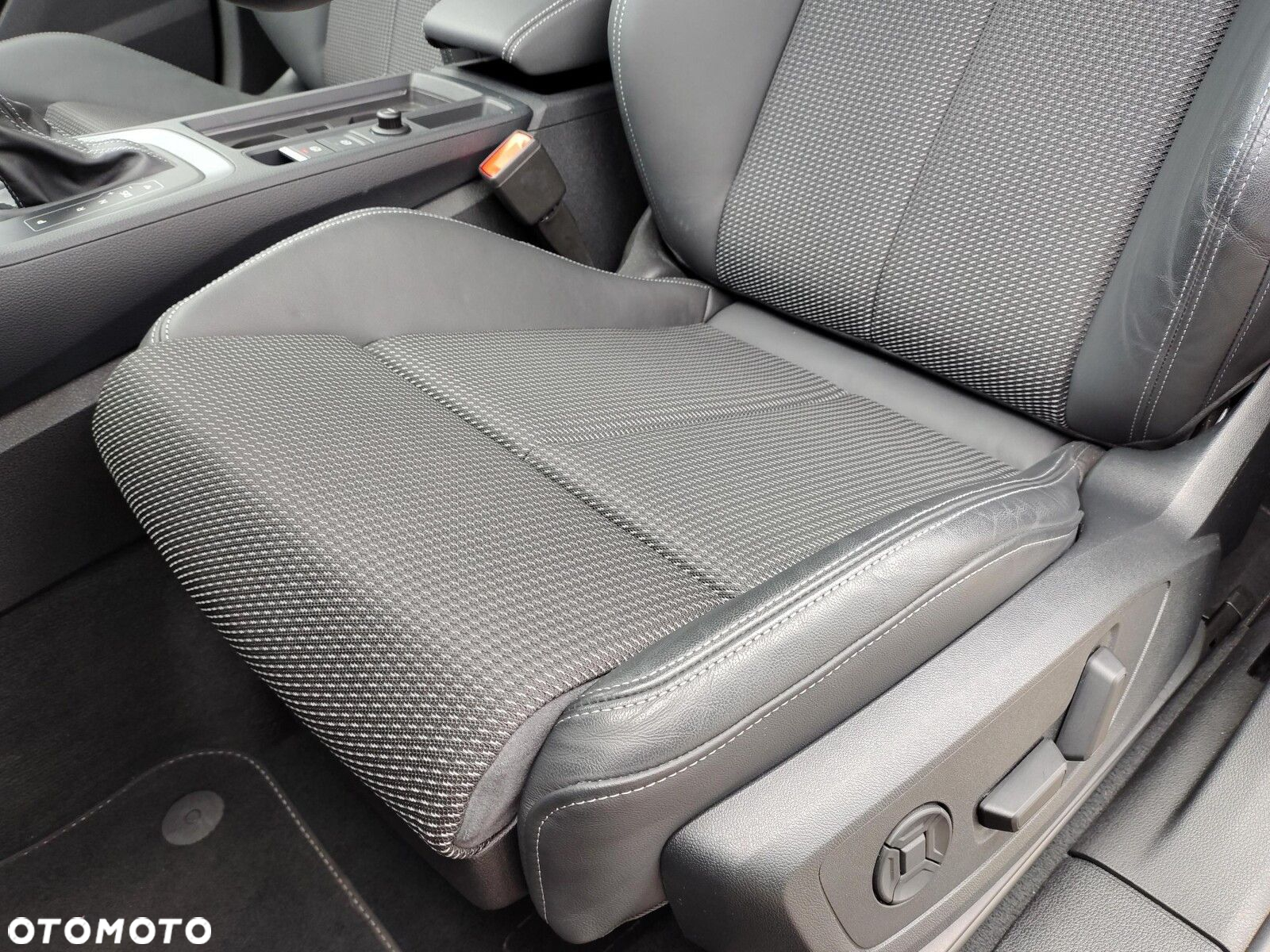 Audi Q3 Sportback - 12