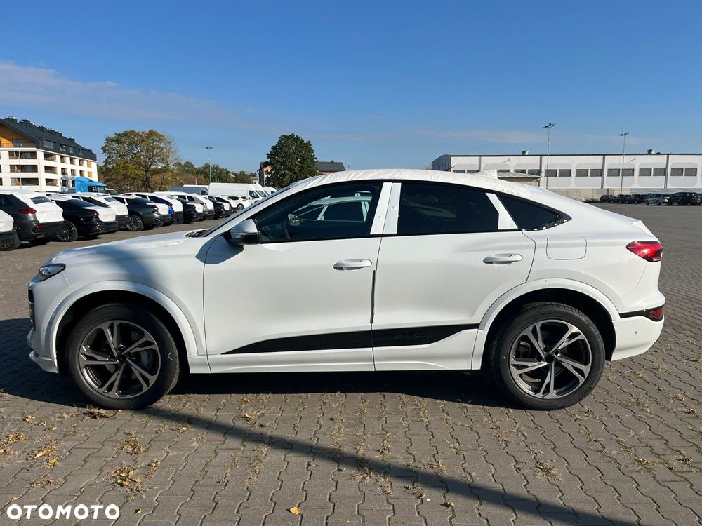Audi Q6 e-tron - 2