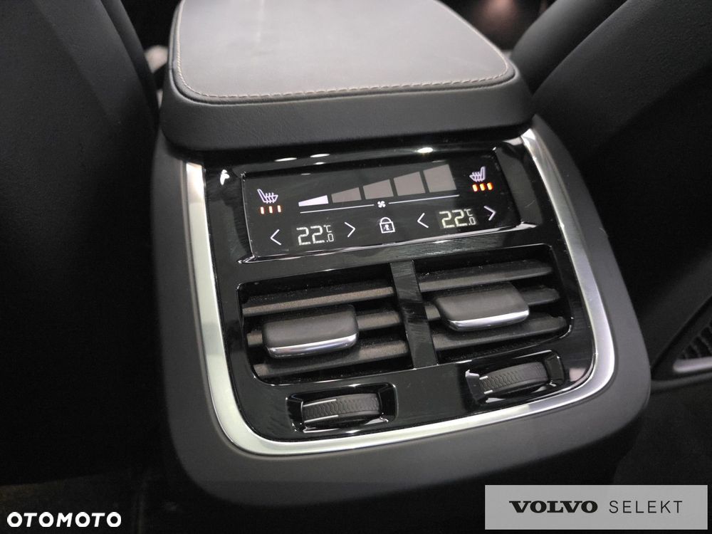 Volvo XC 90 - 37