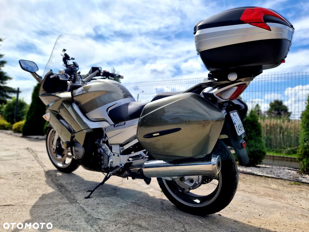 Yamaha FJR - 7