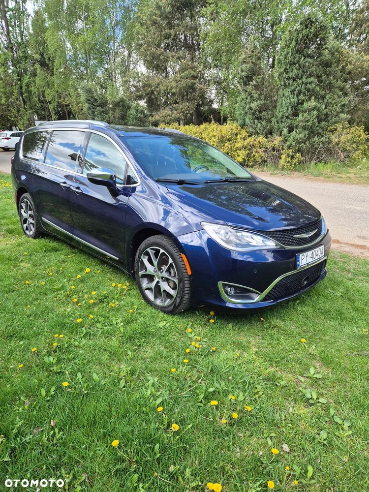 Chrysler Pacifica - 18