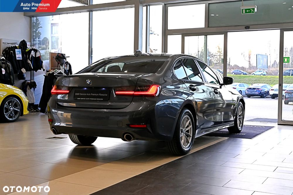 BMW Seria 3 320d Advantage - 16
