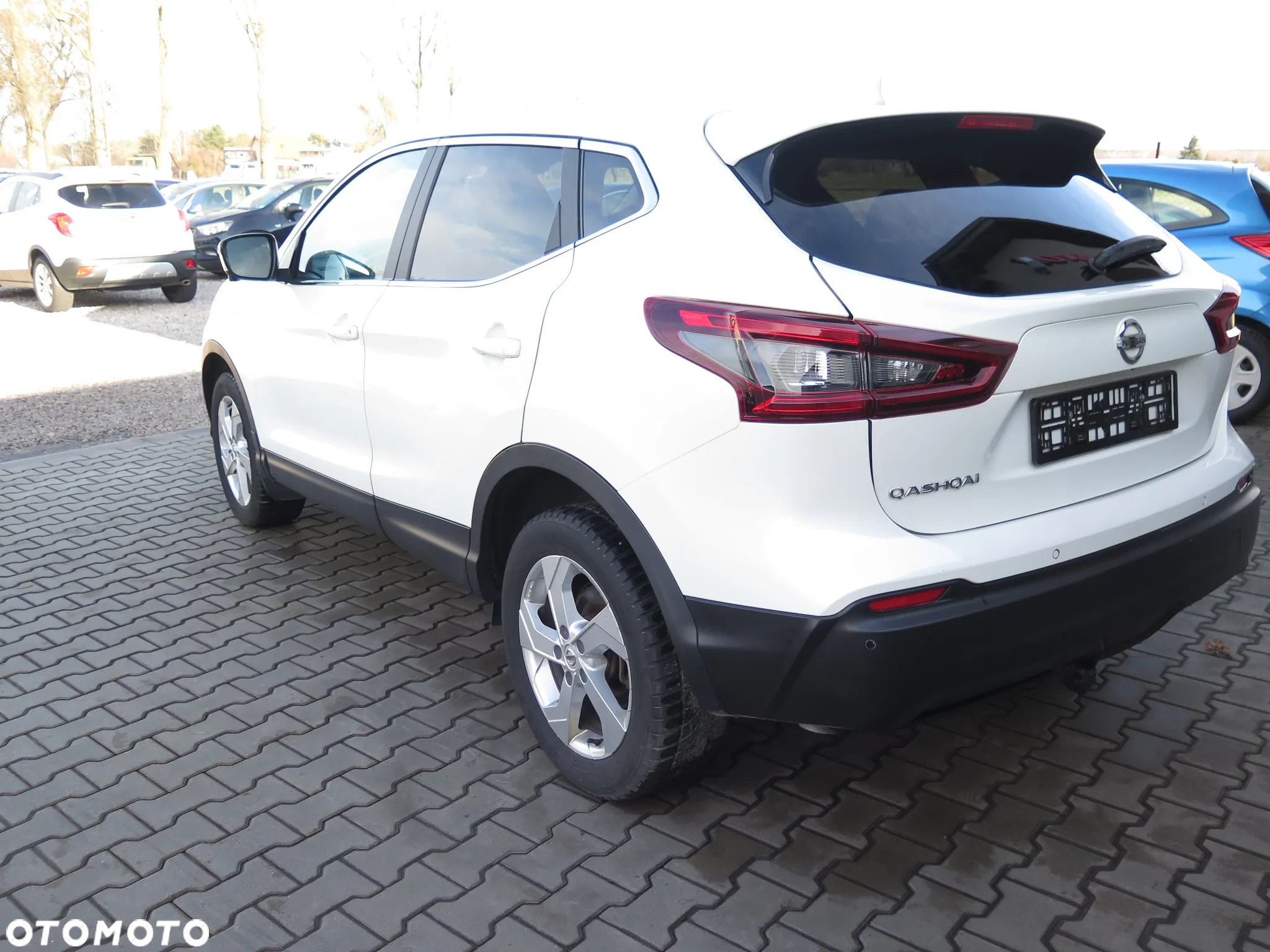 Nissan Qashqai 1.3 DIG-T Visia - 4