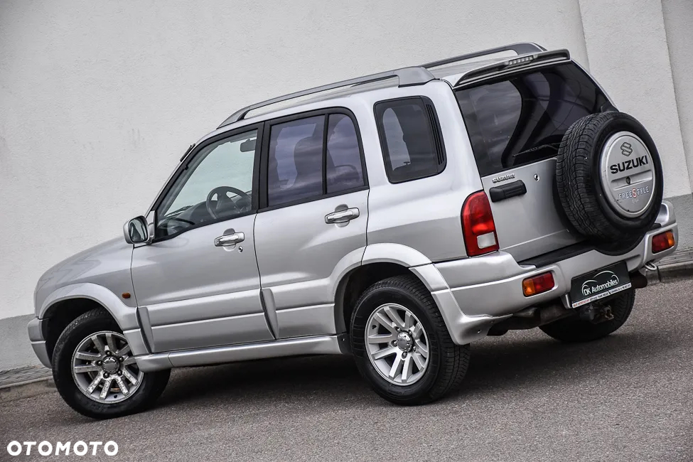 Suzuki Grand Vitara 2.0 TD Limited - 10