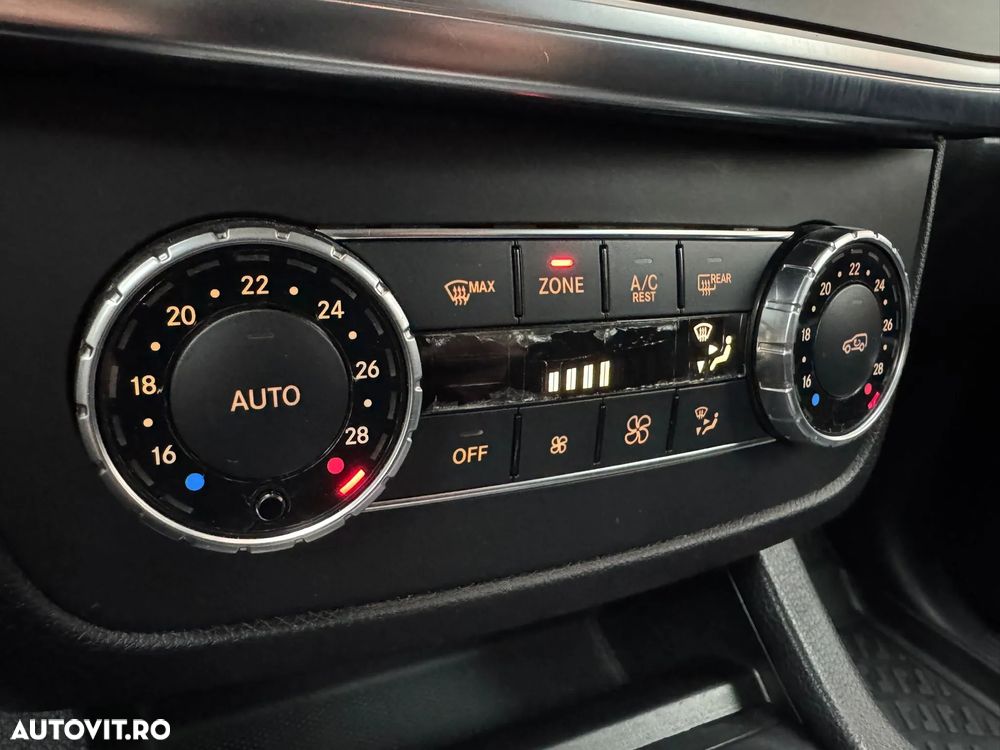Mercedes-Benz ML 350 BlueTec 4MATIC Aut - 11