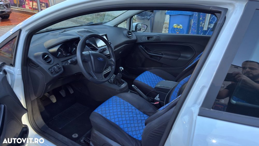 Ford Fiesta 1.25 Trend - 16