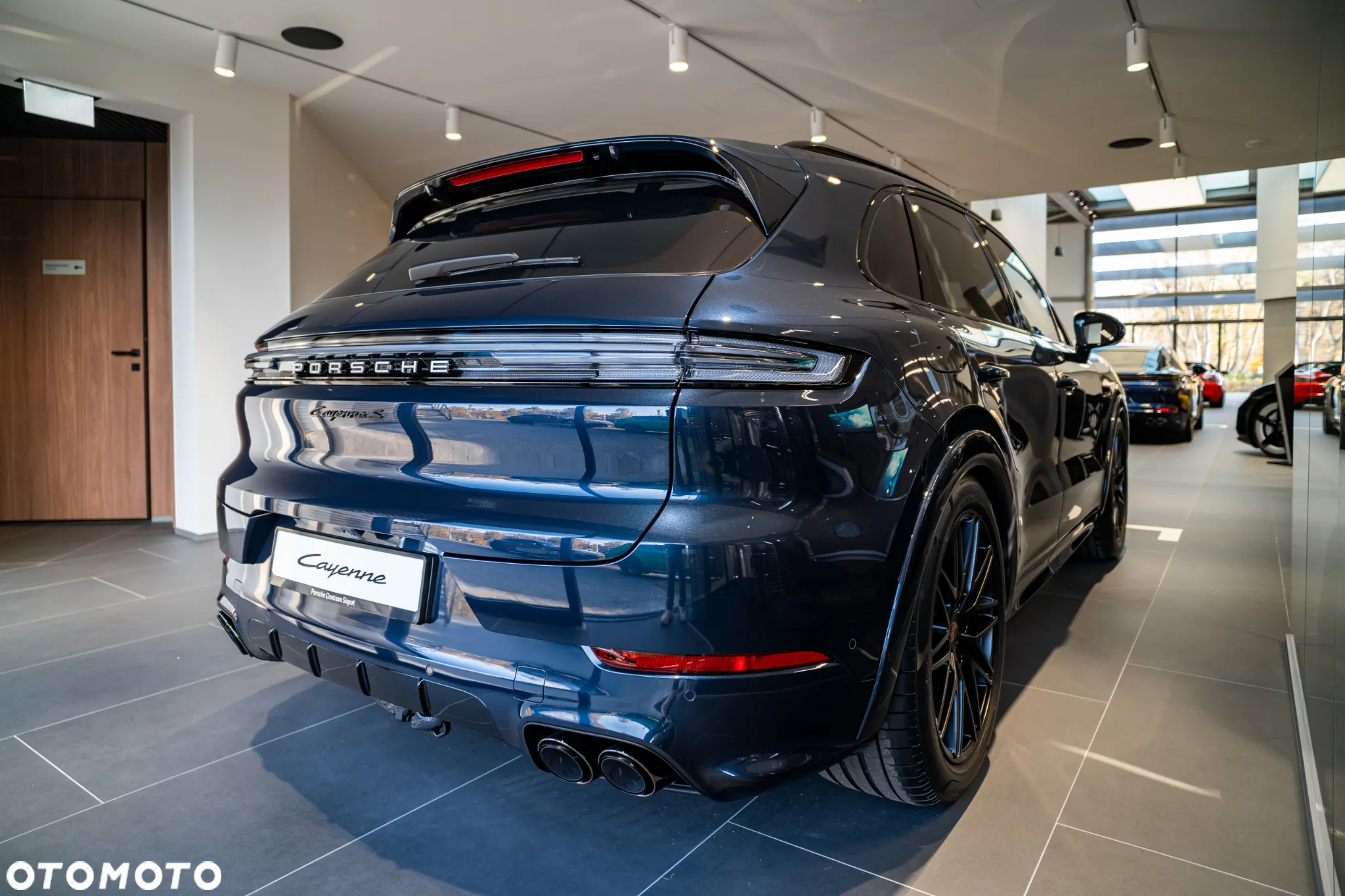 Porsche Cayenne - 4