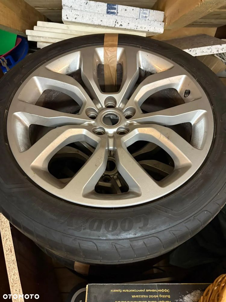 Land Rover Discovery 3.0 SD V6 HSE - 17