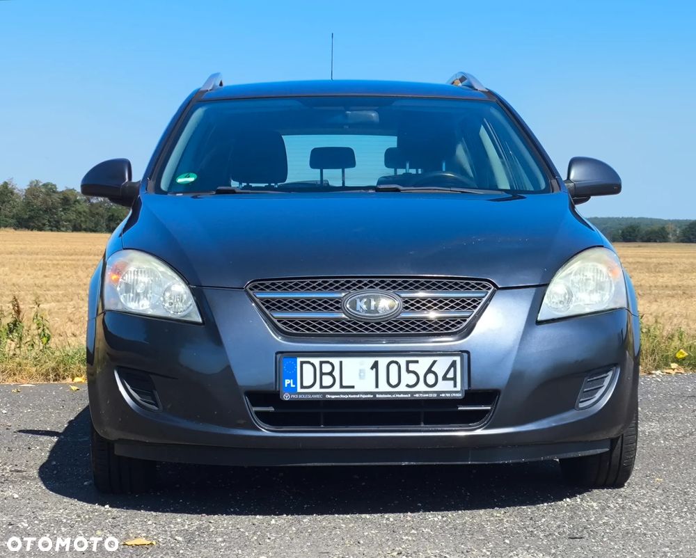 Kia Ceed - 5