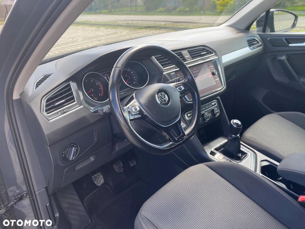 Volkswagen Tiguan 1.4 TSI BlueMotion Technology Lounge Sport & Style - 17