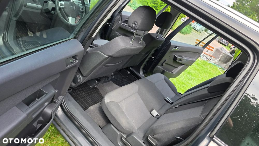 Opel Zafira 1.6 ECOFLEX Family Plus - 34