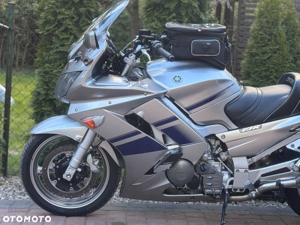 Yamaha FJR - 19
