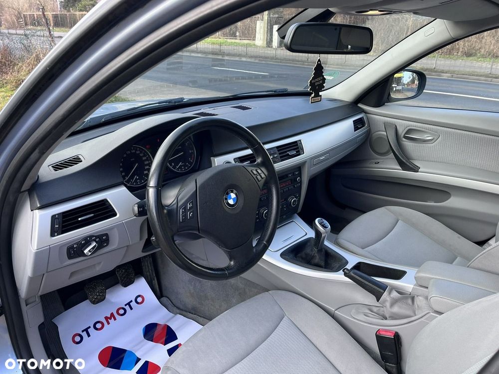 BMW Seria 3 - 15