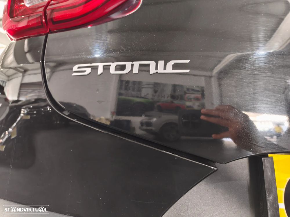Kia Stonic 1.2 MPi Dynamic - 5