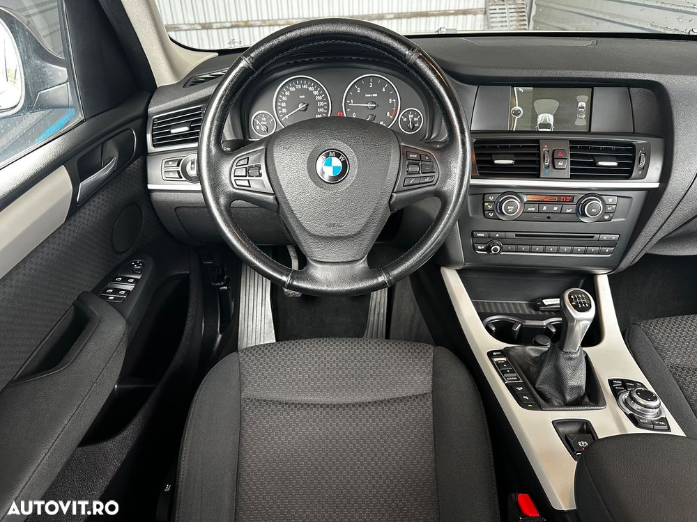 BMW X3 xDrive20d - 8