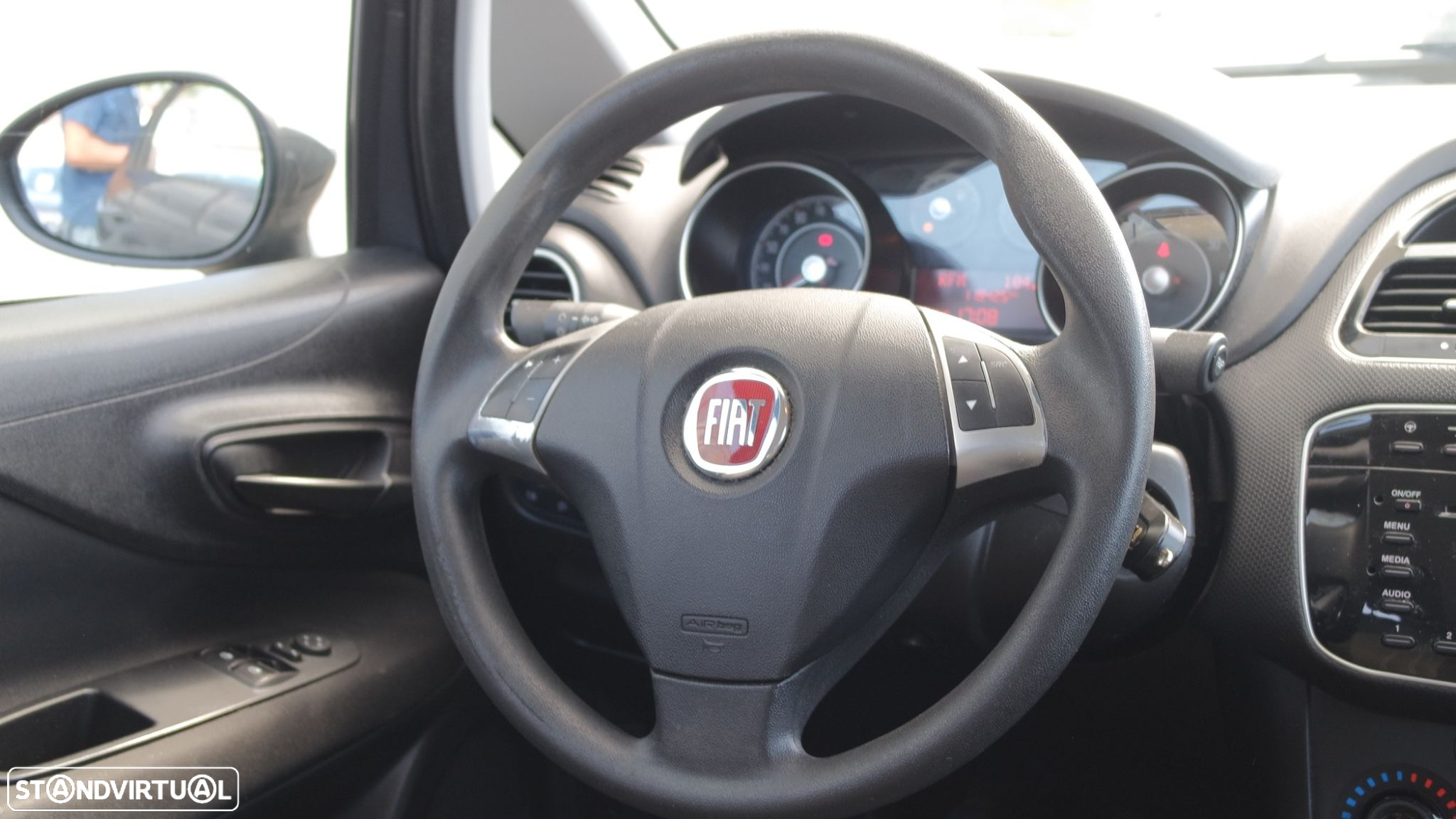 Fiat Punto 1.2 Young S&S - 15