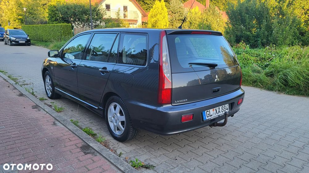 Mitsubishi Lancer 1.6 Sport - 4
