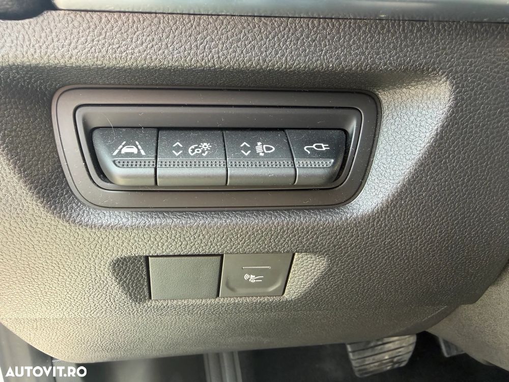 Renault ZOE - 32