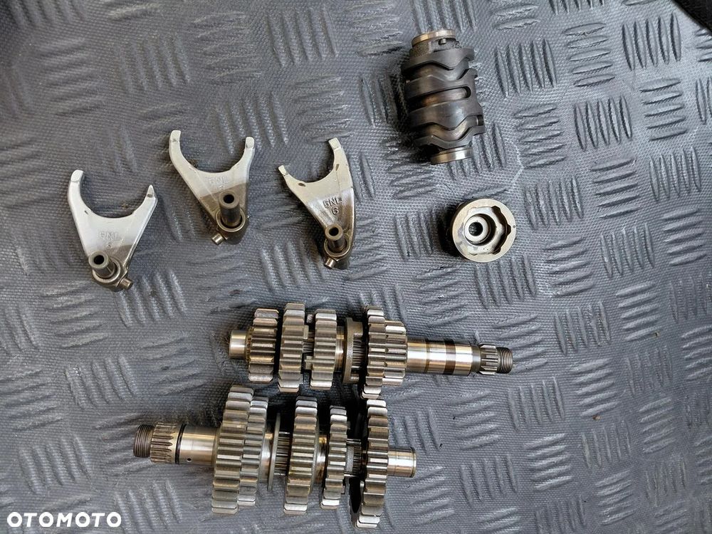 YAMAHA YZ-F 250 `2004 YZF YZ WR SKRZYNIA BIEGÓW WODZIKI WYBIERAK WAŁKI KPL GEAR BOX - 11