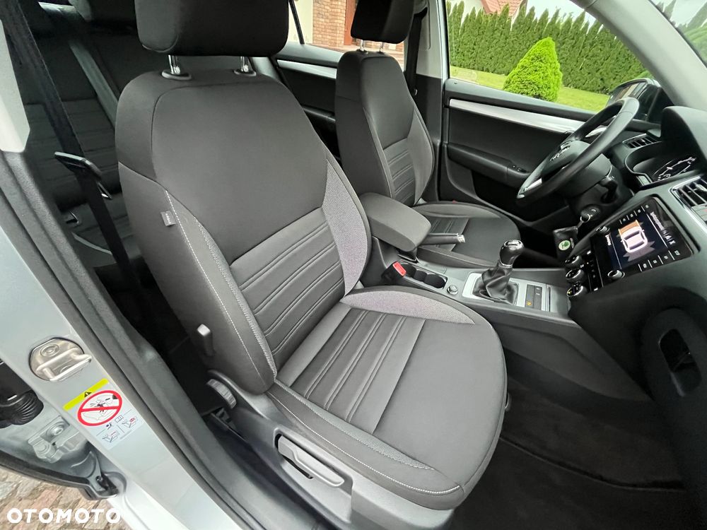 Skoda Octavia 1.5 TSI ACT Ambition - 23