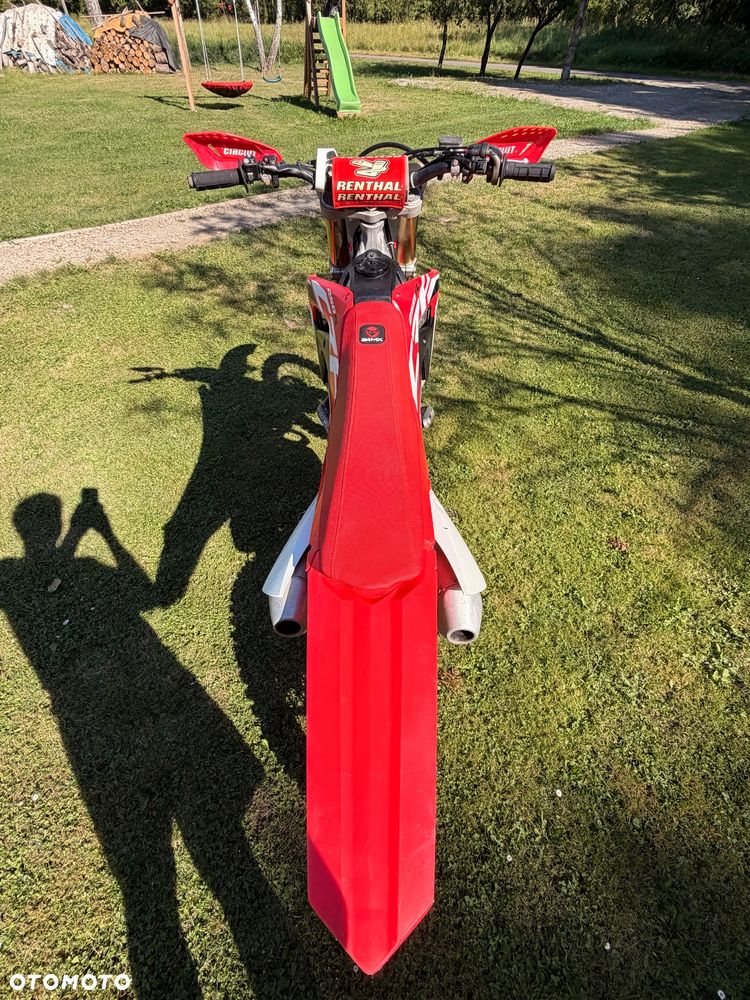 Honda CRF - 11