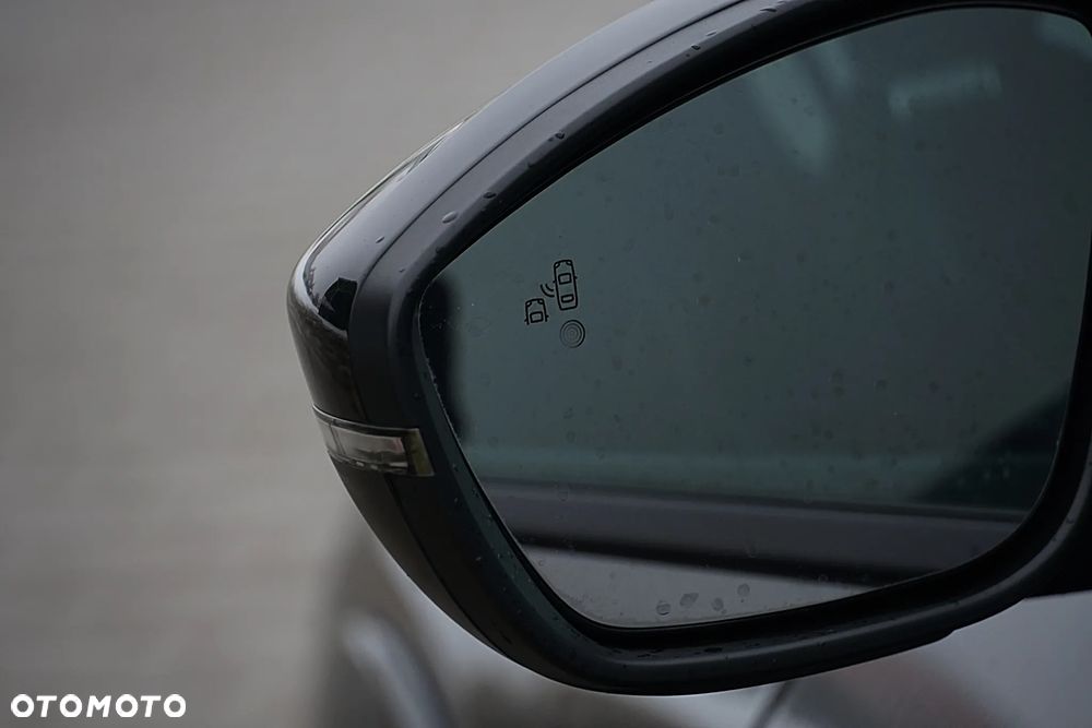 Peugeot 208 PureTech 100 EAT8 GT Pack - 27