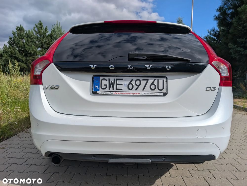Volvo V60 D3 Geartronic Summum - 6