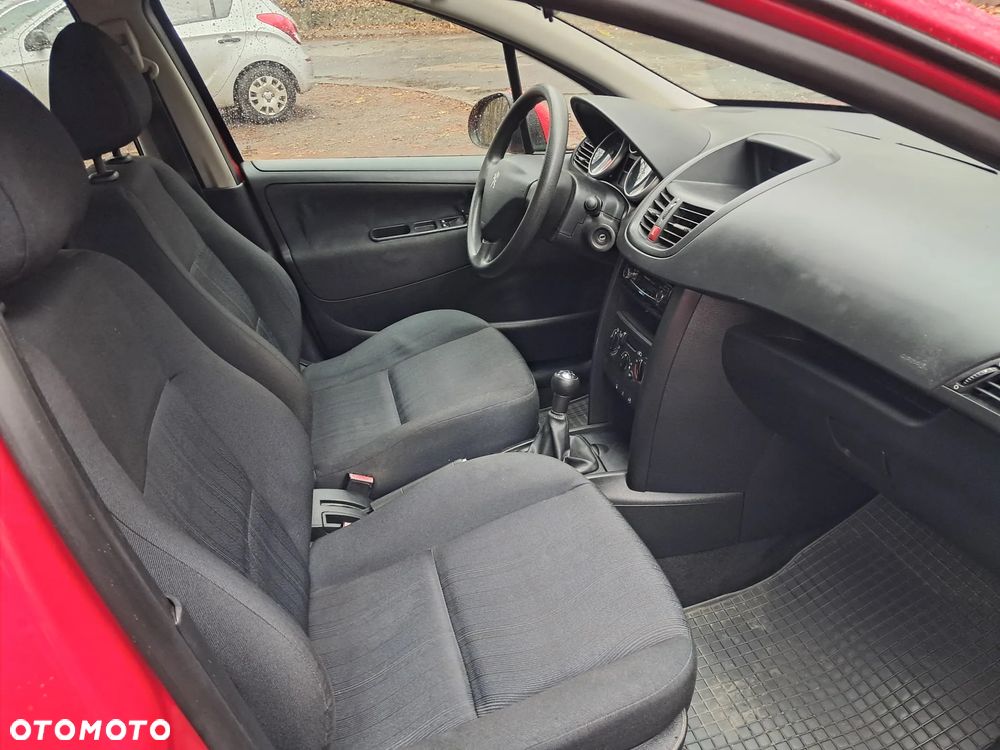 Peugeot 207 1.4 Presence - 12