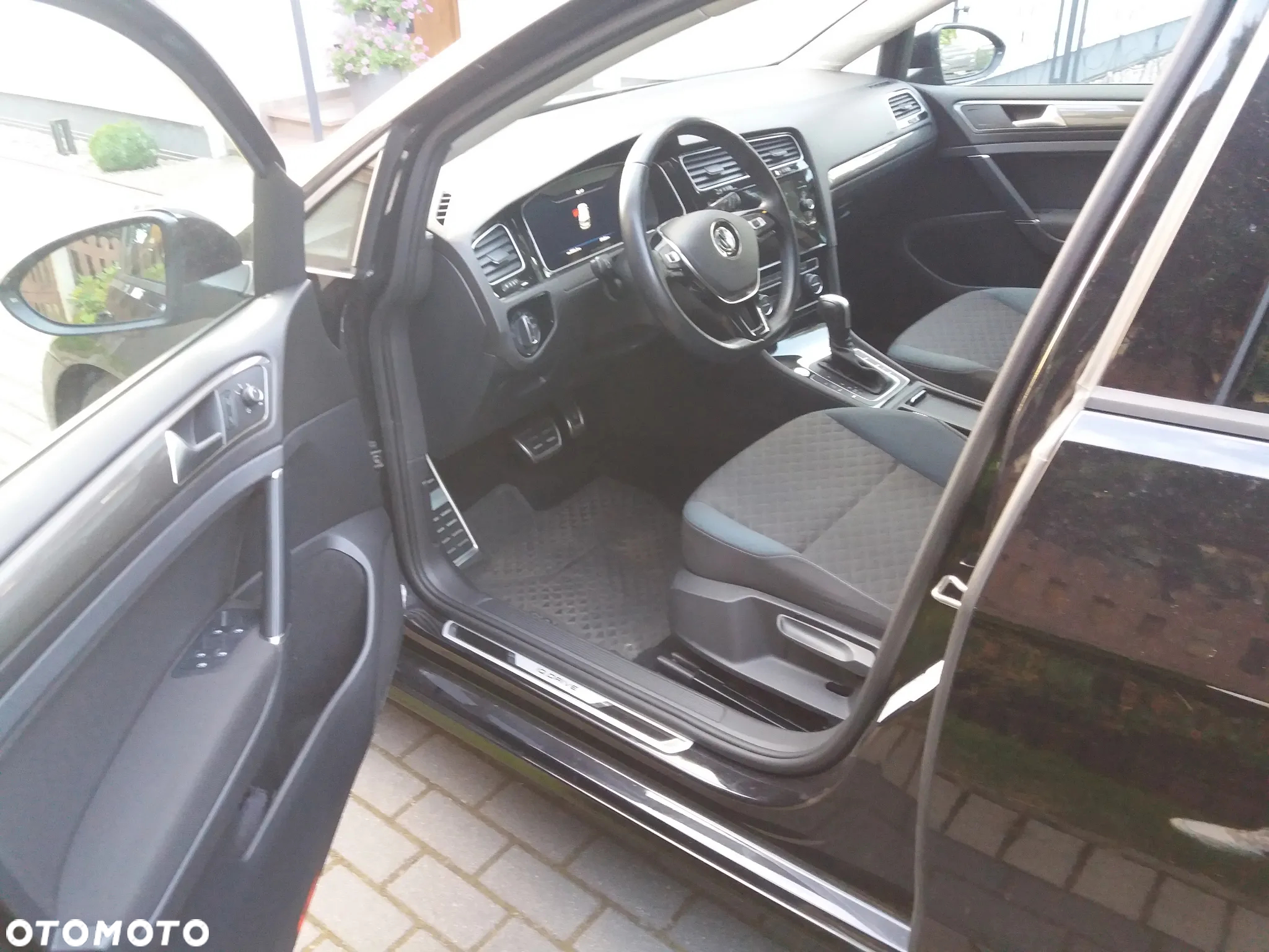 Volkswagen Golf VII 1.5 TSI BMT Evo IQ Drive DSG - 12