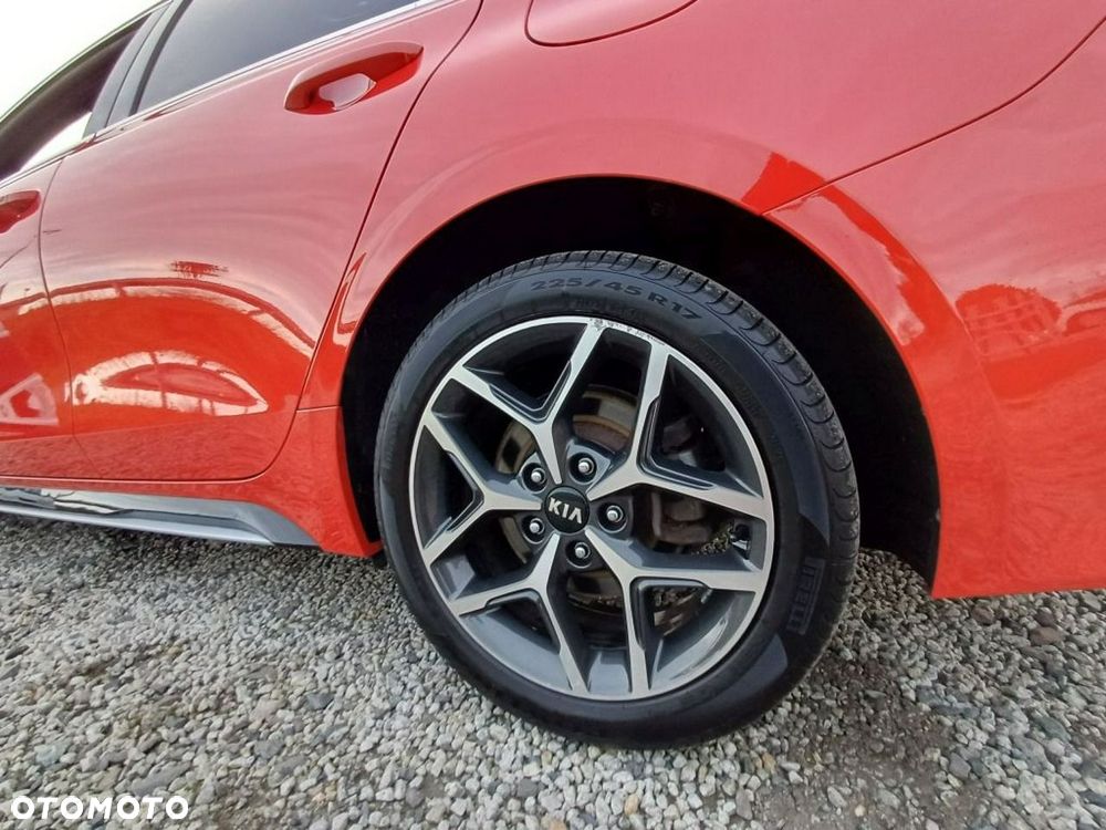 Kia ProCeed 1.4 T-GDI GT Line - 23