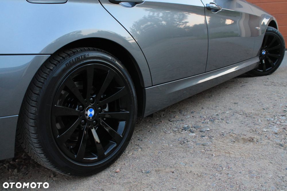 BMW Seria 3 318d DPF Edition Exclusive - 33