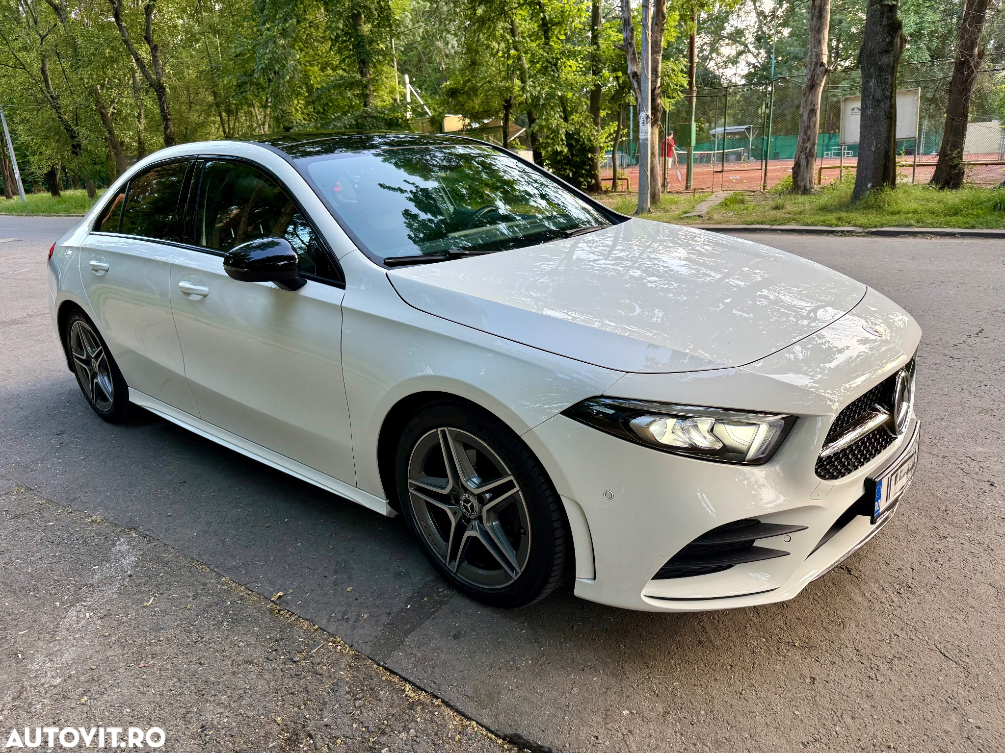 Mercedes-Benz A 180 d 7G-DCT AMG Line - 11