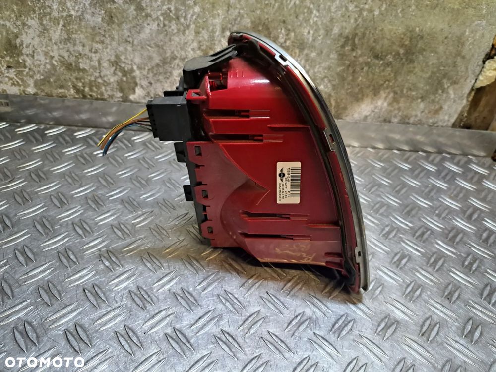 Lampa Prawa Mini Cooper R56 - 3