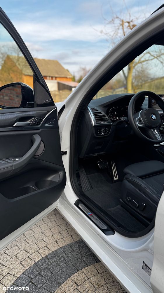 BMW X3 - 32