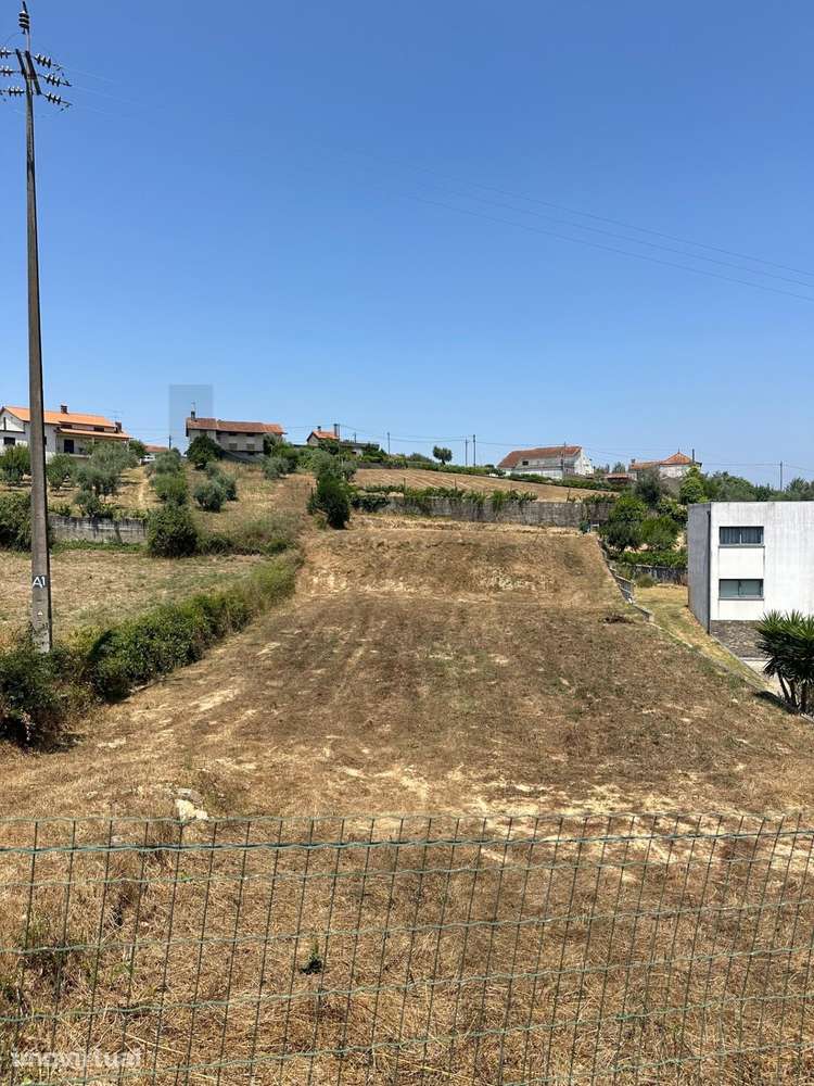 Terreno de 2160m2 com furo e infraestruturas  Travanca do Mondego junt - Grande imagem: 2/2