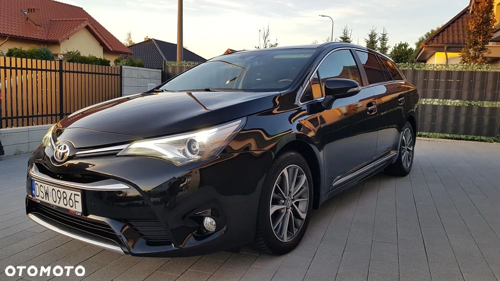 Toyota Avensis 2.0 D-4D Prestige - 17