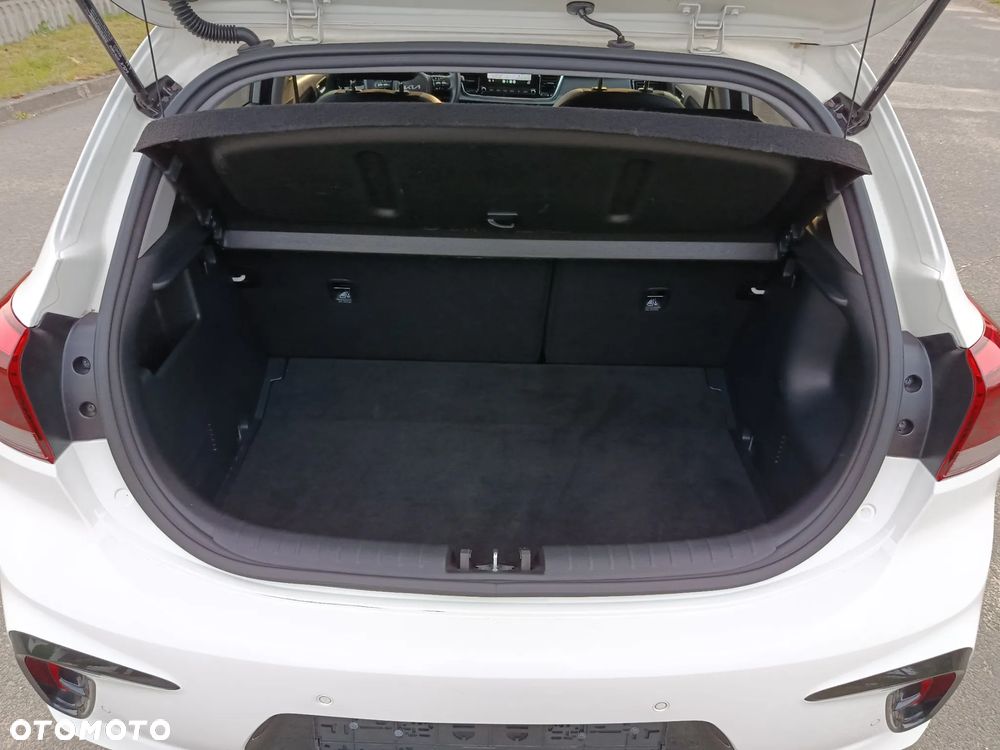 Kia Rio 1.0 T-GDI 120 Mild-Hybrid GT Line - 14