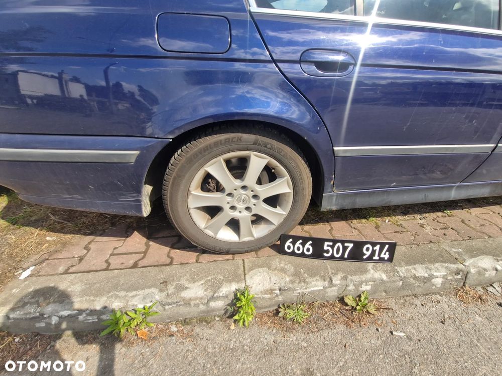 BMW E39- pojazd na części: maska, zderzak, drzwi, szyby, lusterka, chłodnica ... - 21