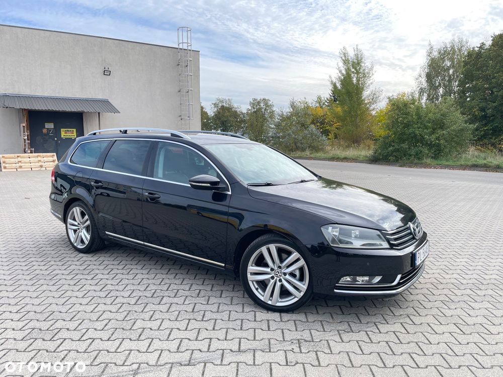 Volkswagen Passat - 4