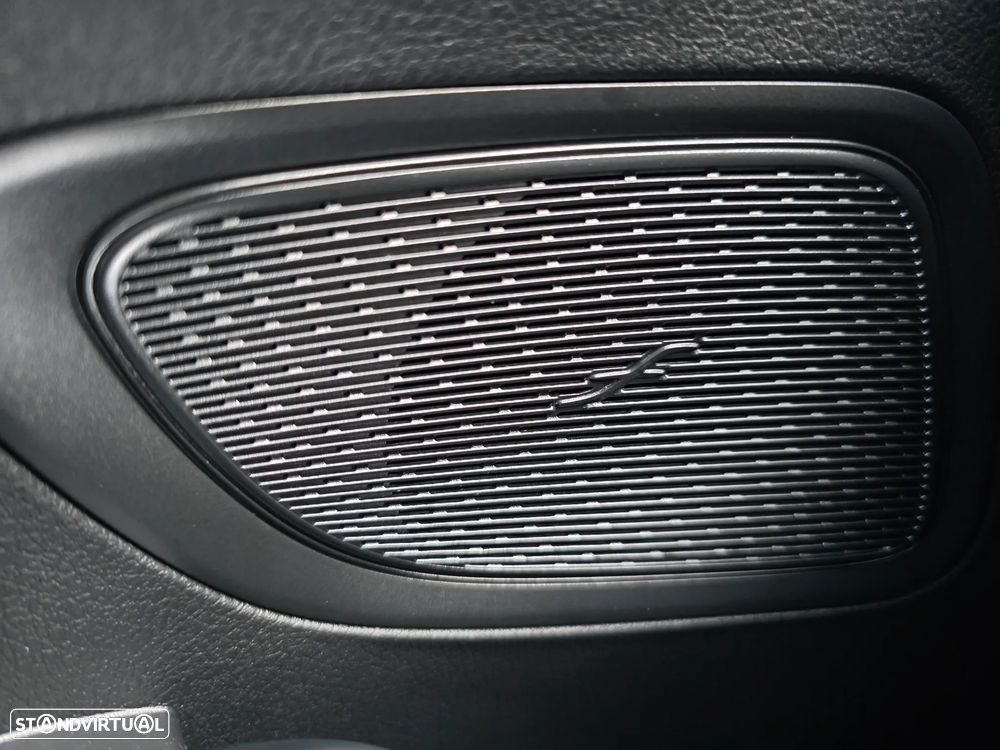 Mercedes-Benz C 300 d AMG Line - 37