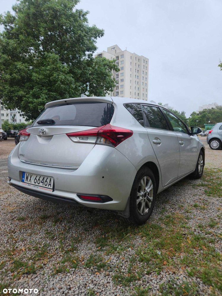 Toyota Auris - 4