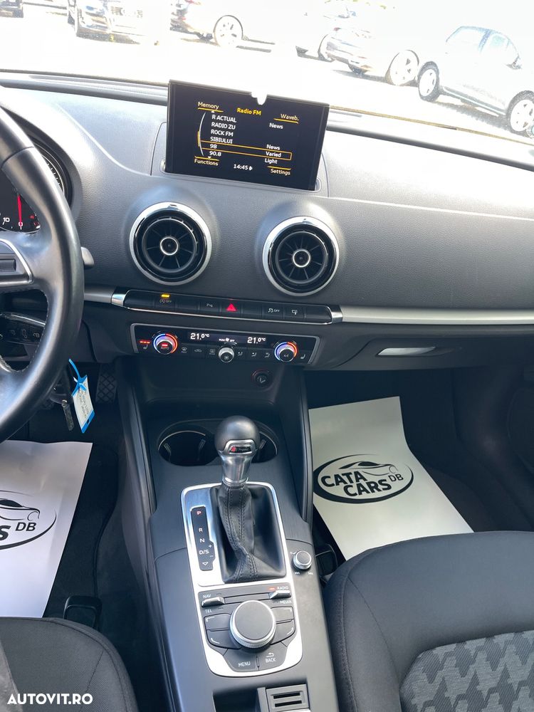 Audi A3 2.0 TDI clean Stronic Ambiente - 32