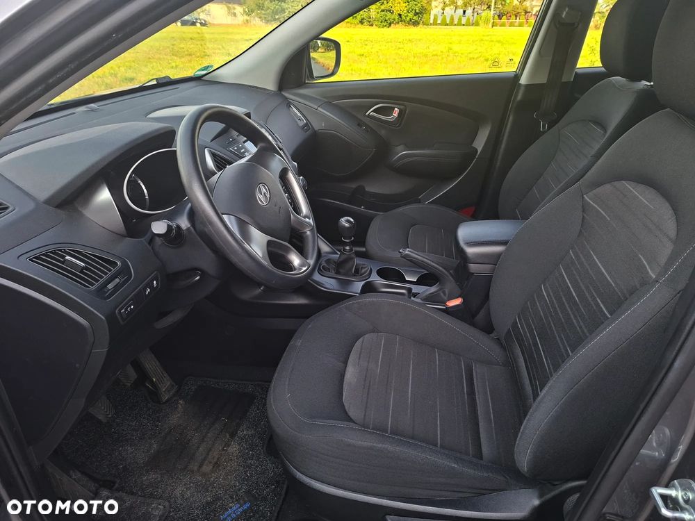Hyundai ix35 1.7 CRDi 2WD blue Trend - 15