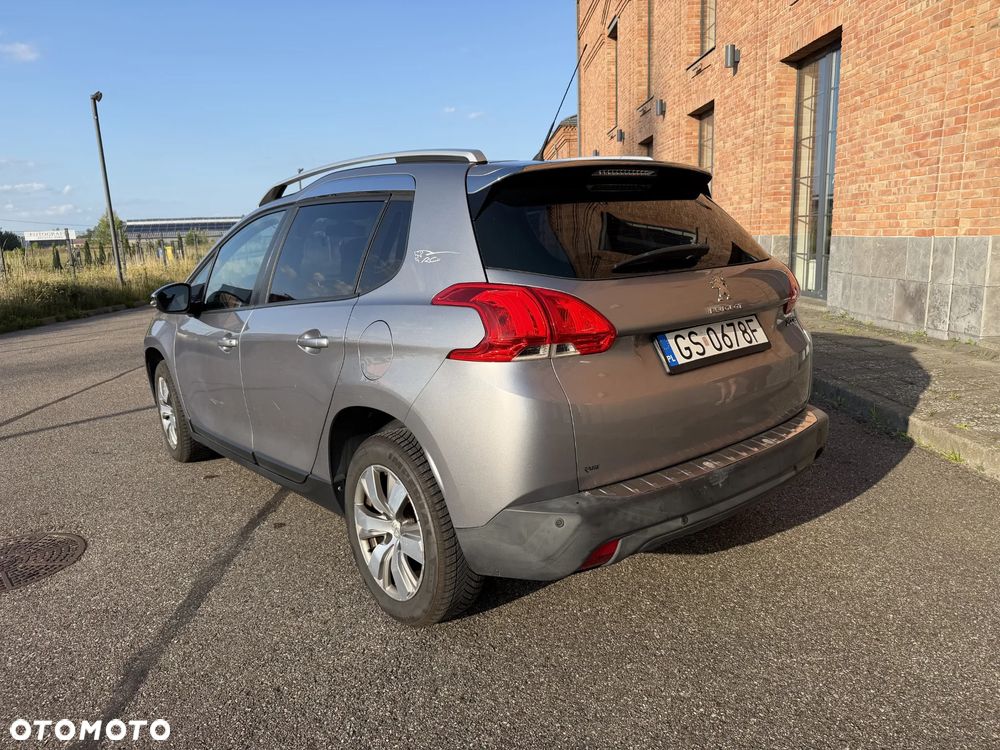 Peugeot 2008 120 VTI Automatik Active - 5