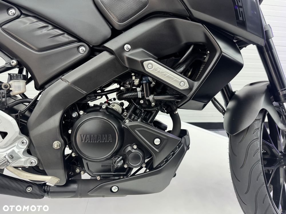 Yamaha MT - 24
