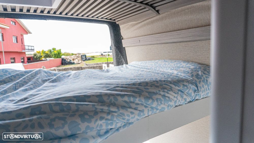 Mercedes-Benz Sprinter - 17