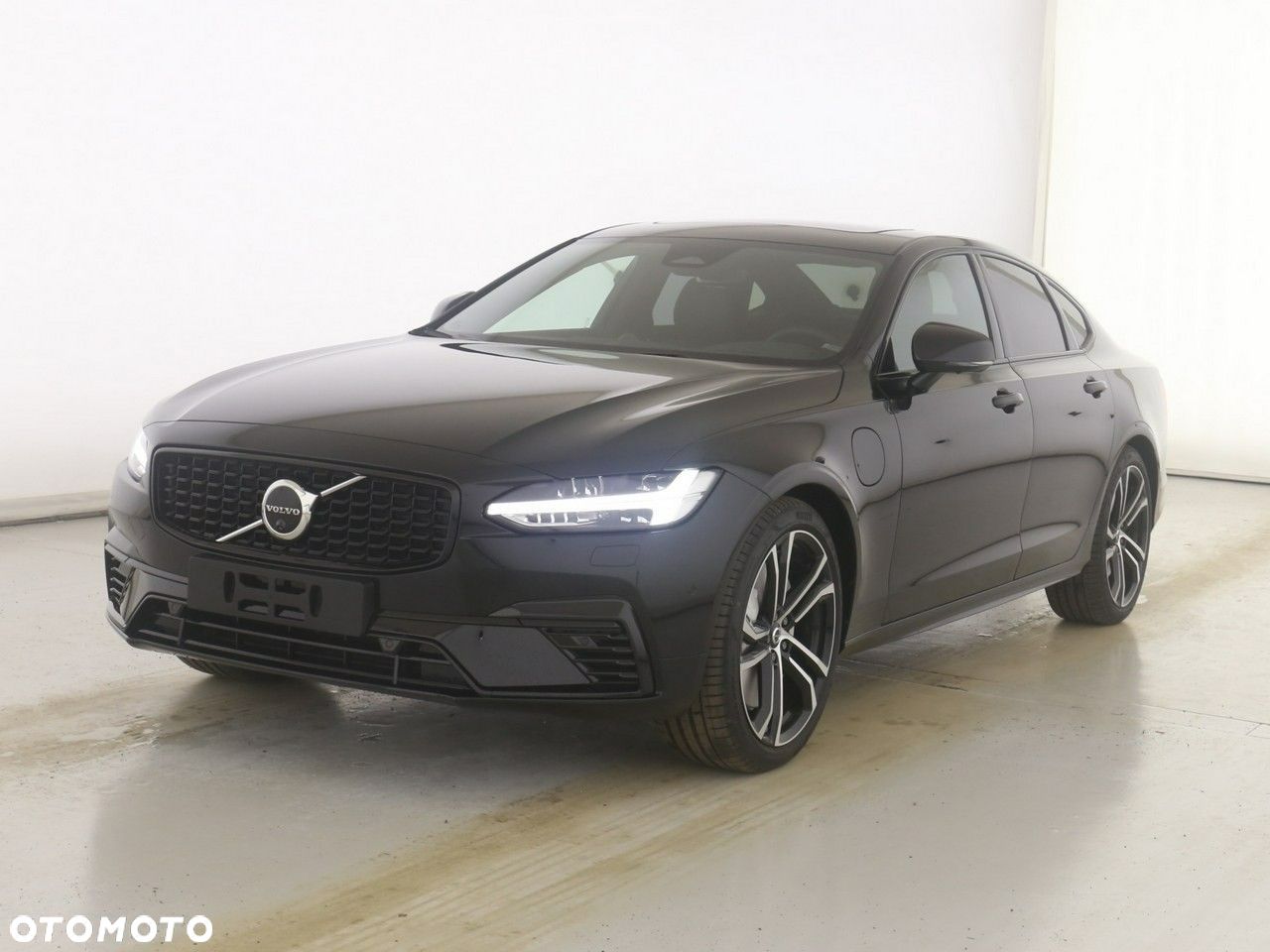 Volvo S90 - 1