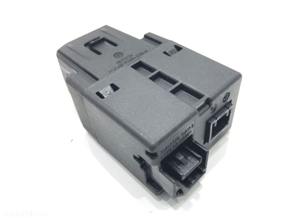 GNIAZDO PORT USB  JEEP COMPASS (MP, M6) 2016 - 2022 1.3 2WD 110 kW [150 KM] benzyna 2020 - 2022 - 3